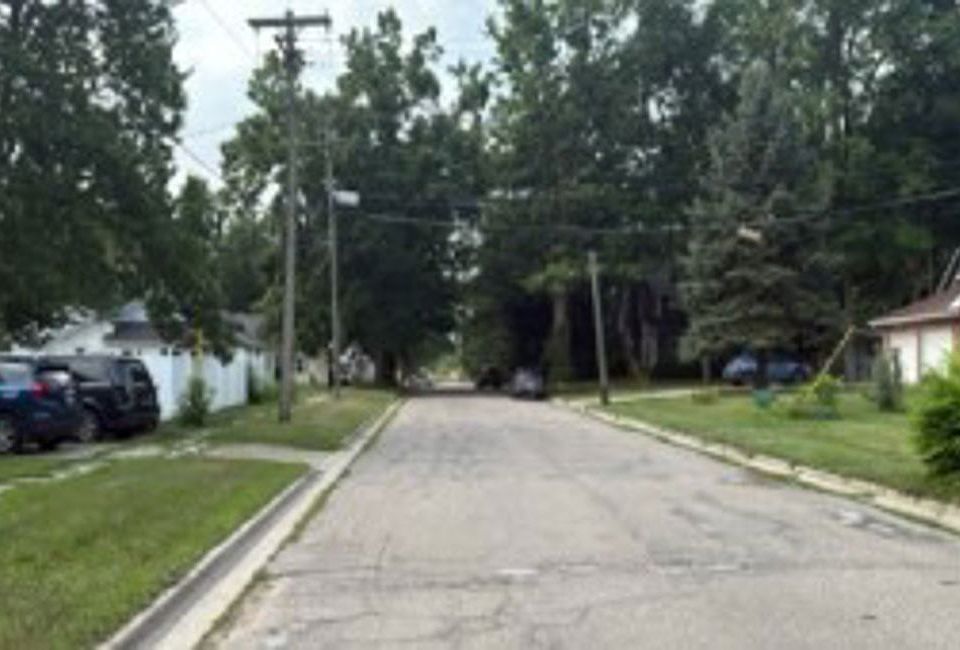 2nd image of 309 Fulton St