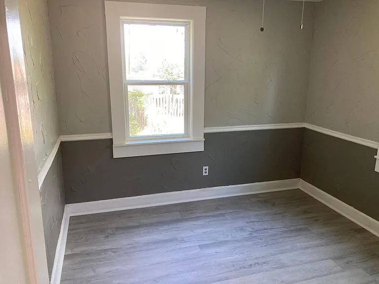 32 Smith Ave #1/2 — Photo 13