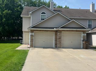 413 W Walnut St, Raymore, MO 64083