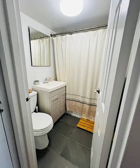 226 W 15th St #2A — Photo 11