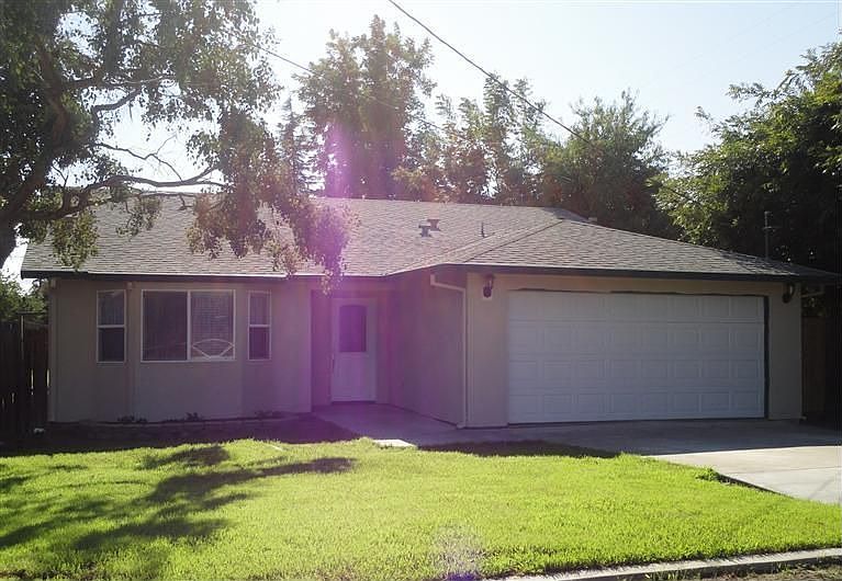 1st image of 2230 W Princeton Ave