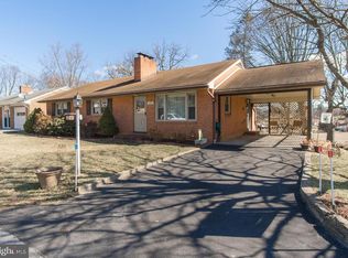 105 Eastview Dr, Hagerstown, MD 21742