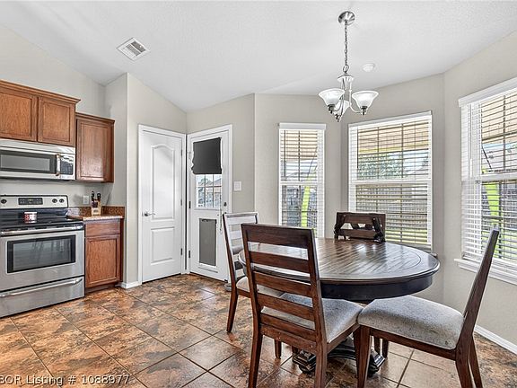 5th image of 2517 Kevin St