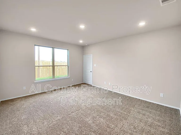 13071 Clear View Dr — Photo 11