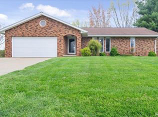 907 Eisenhower Ave, Jasper, IN 47546