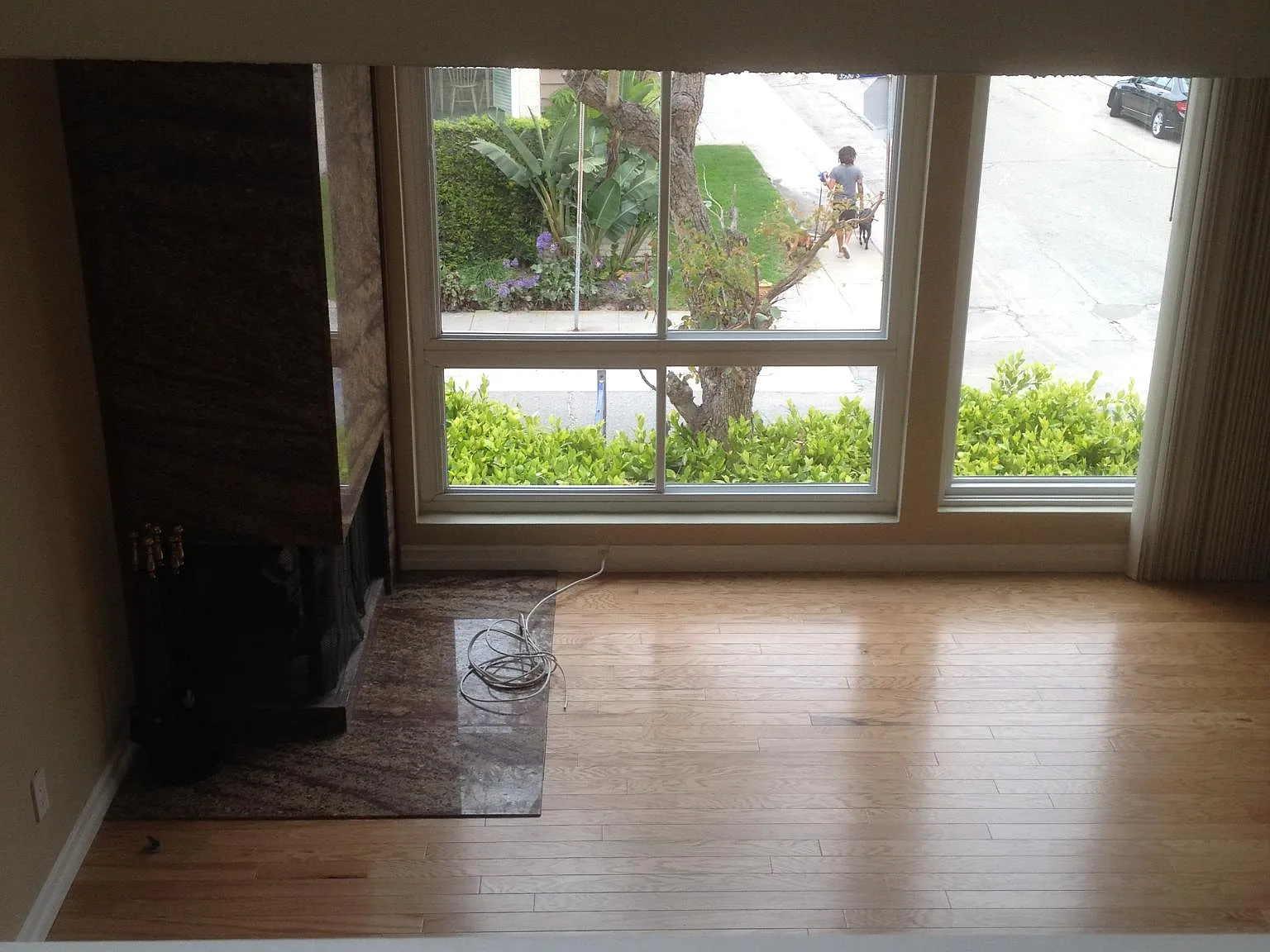 2 bed, 1000 sqft, $5,000 — Photo 2