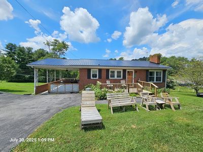 1136 Chatham Hill Rd, Marion, VA, 24354