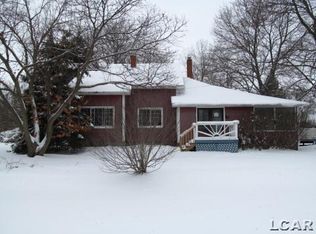 2740 Steamburg Rd, Hillsdale, MI 49242
