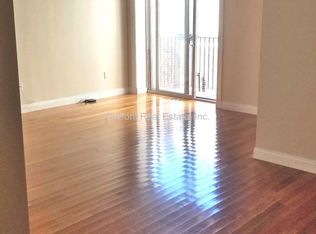 262 Hanover St #1, Boston, MA 02113