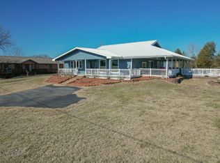 18436 Farm Road 2285, Eagle Rock, MO 65641