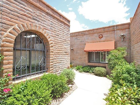 2nd image of 4682 N Camino Campero