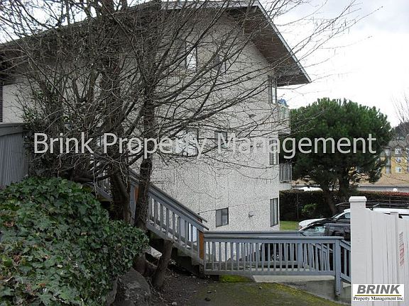 2nd image of 9915 NE 119th St APT 306