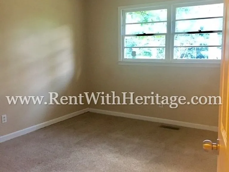 5407 Wilder Dr — Photo 21