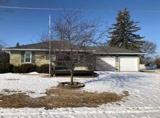 709 King St, Gladbrook, IA 50635