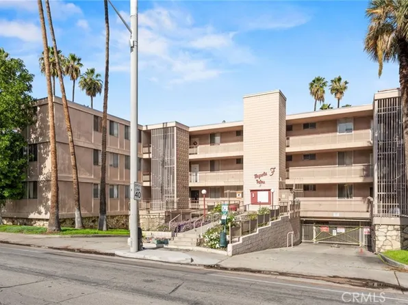 6979 Palm Ct, Riverside, CA 92506