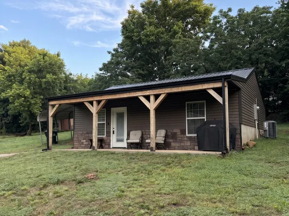 303 S Church Street, Stockton, MO 65785