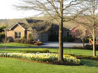 1998 Piper Way, Keswick, VA 22947