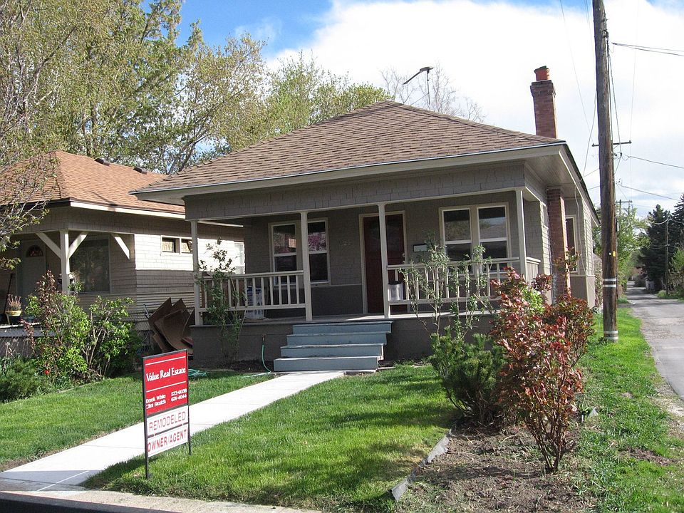 1st image of 1122 E Browning Ave