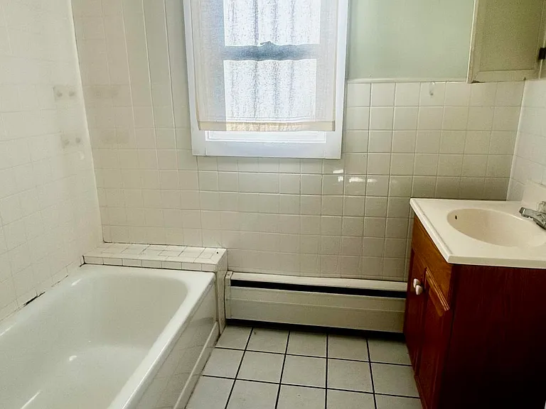 5893 High St — Photo 9