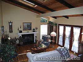 2nd image of 9 Suzanne Ln