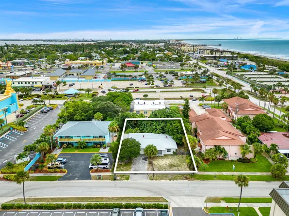 136 Marion Ln, Cocoa Beach, FL 32931