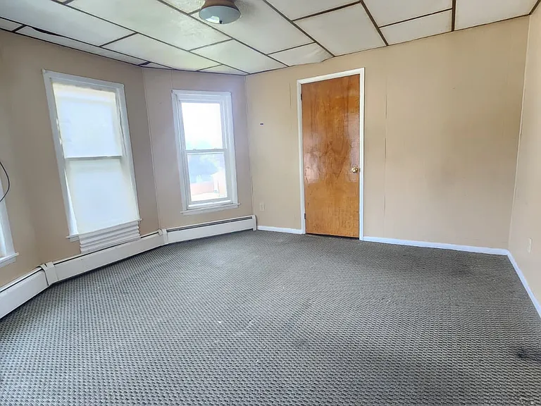 146 W Dorrance St #2F — Photo 3