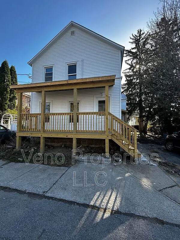 1 bed, 1.0 bath, $1,450 — Photo 1