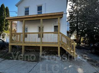 96 Walworth St #1, Saratoga Springs, NY 12866