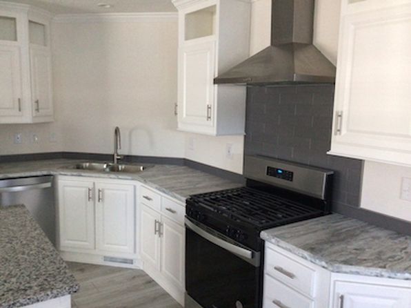 2 Willow Dr #140847797