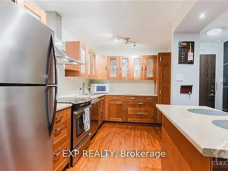 1785 Frobisher Ln #906 — Photo 16