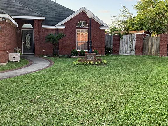 3rd image of 760 Morningview Ln