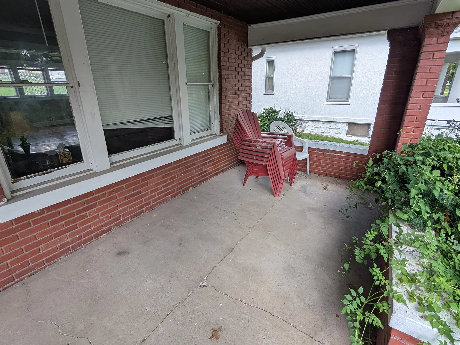 3 bed, 1902 sqft, $1,800 — Photo 4