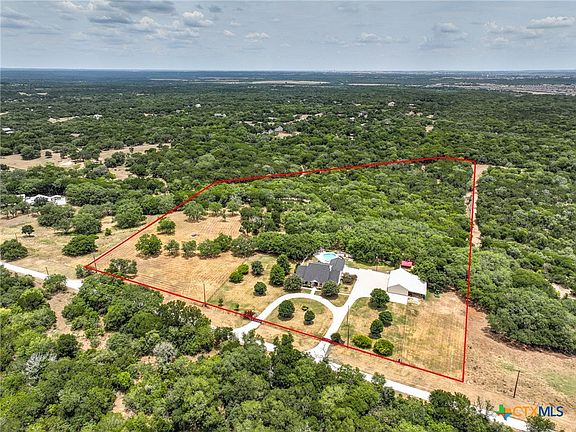 2nd image of 501 Lovejoy Ln