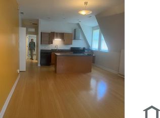 10461 S Corliss Ave #3, Chicago, IL 60628