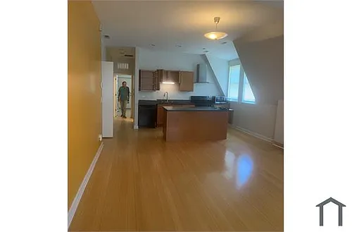 10461 S Corliss Ave #3 Photo 1