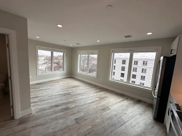 200-204 Old Colony Ave, Boston, MA