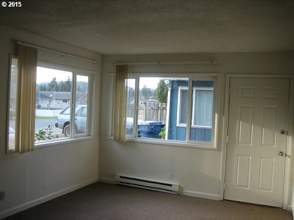 4th image of 1312 Bowmont Ave