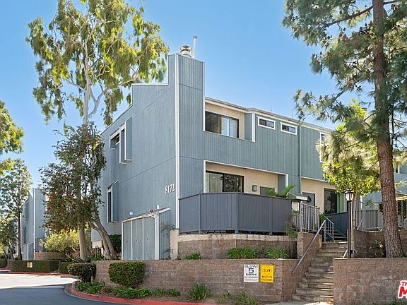 2nd image of 8172 Manitoba St Unit 4