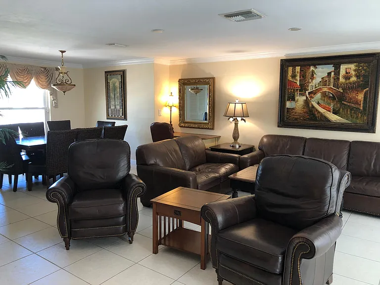550 Forest Hills Blvd — Photo 11