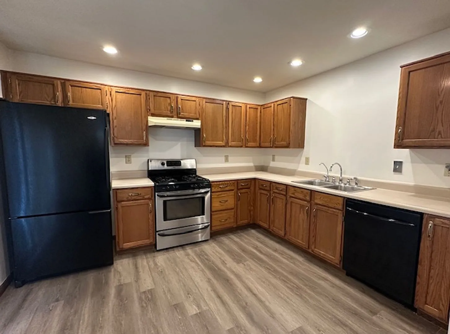 Coming Soon: 2 Bedroom/1 Bathroom Duplex Located At 2160 Galaxy Dr. In Franklin, In. — Photo 4