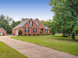 905 Everyman Ct, Columbia, TN 38401