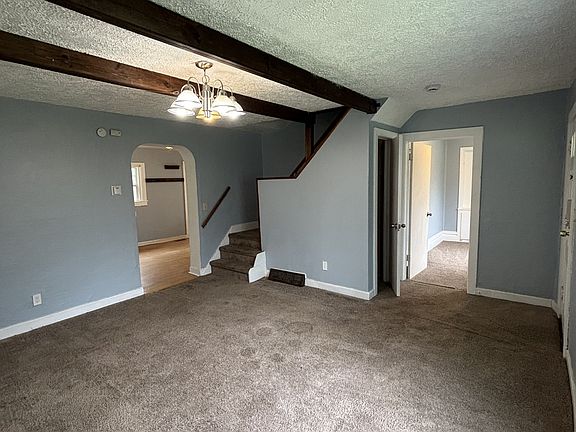 2nd image of 301 S Francis Ave