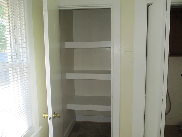 8918 Granby St — Photo 5