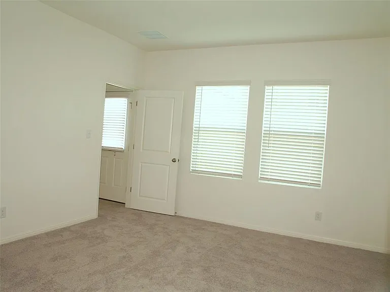 105 Mouflon Rd — Photo 13
