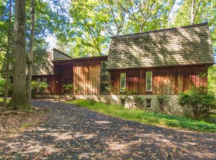 10610 Vickers Dr, Vienna, VA 22181