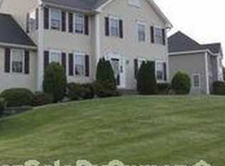 9 Abbey Rd, Methuen, MA 01844
