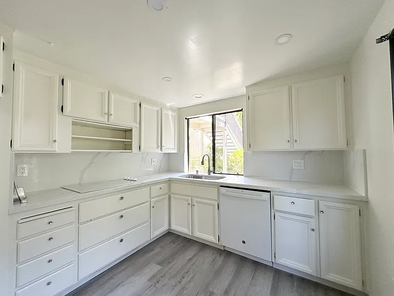 New Kitchen + Floors