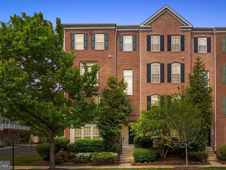 1st image of 2111 Abbottsbury Way