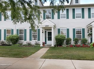 2547 Hillsboro Blvd, Aurora, IL 60503