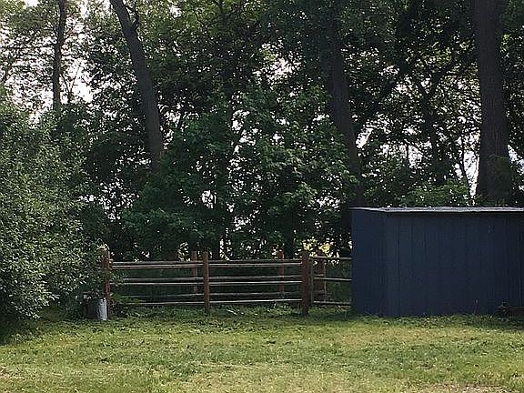 2nd image of 4300 Pierce Dr